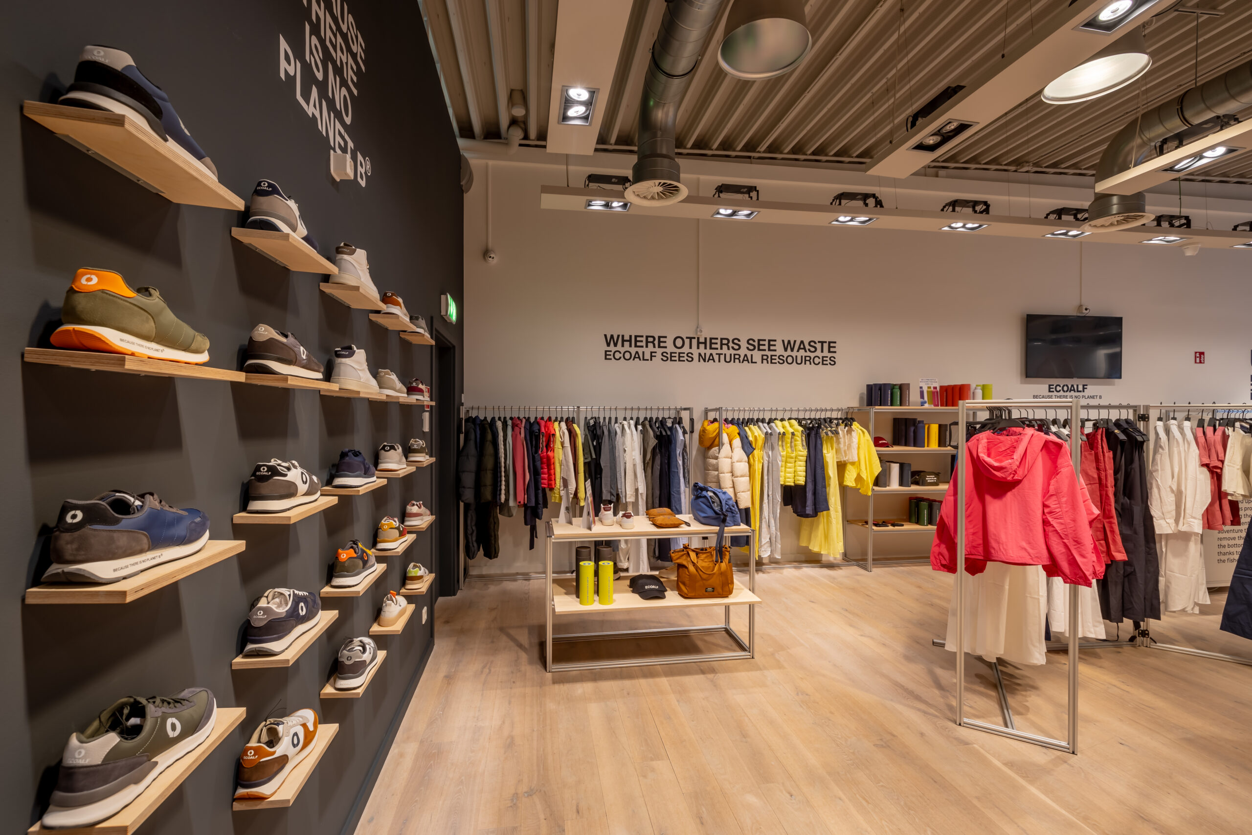 Spaans modelabel Ecoalf opent allereerste winkel in Benelux in Designer Outlet Roermond